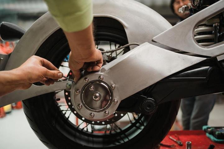 Votre moto, comme neuve, selon vos exigences !